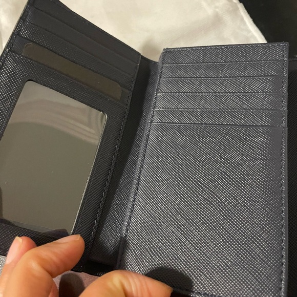 ✨SOLD✨MCM wallet - Picture 5 of 5